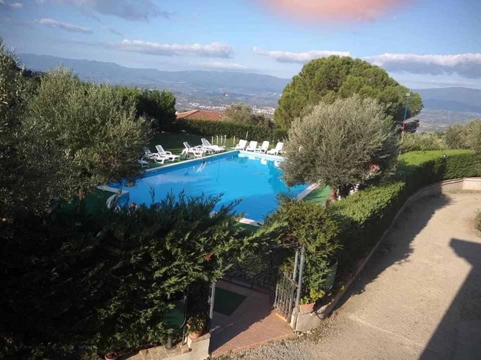 Agriturismo Pingitore Luzzi Εξωτερικό φωτογραφία
