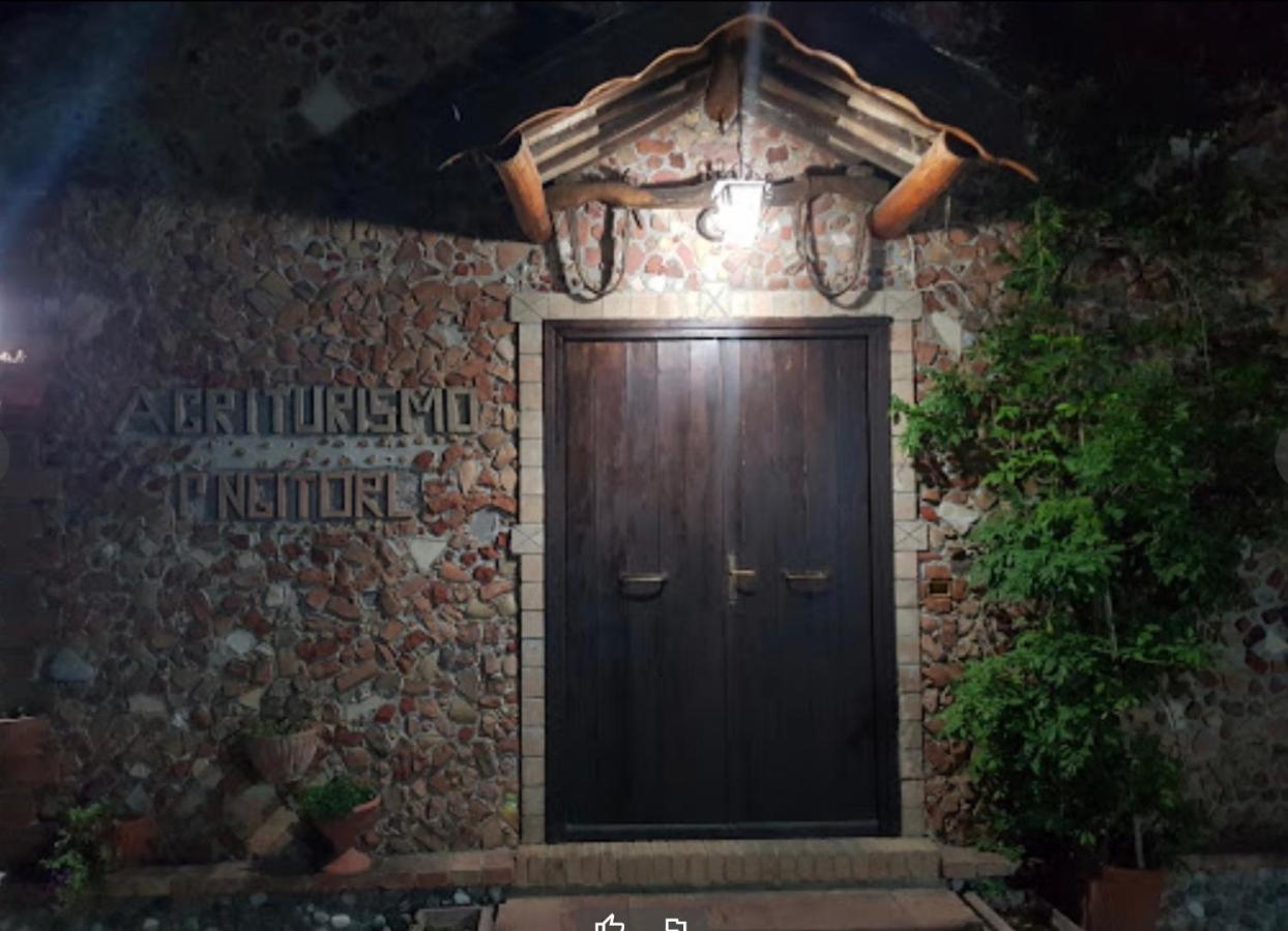 Agriturismo Pingitore Luzzi Εξωτερικό φωτογραφία